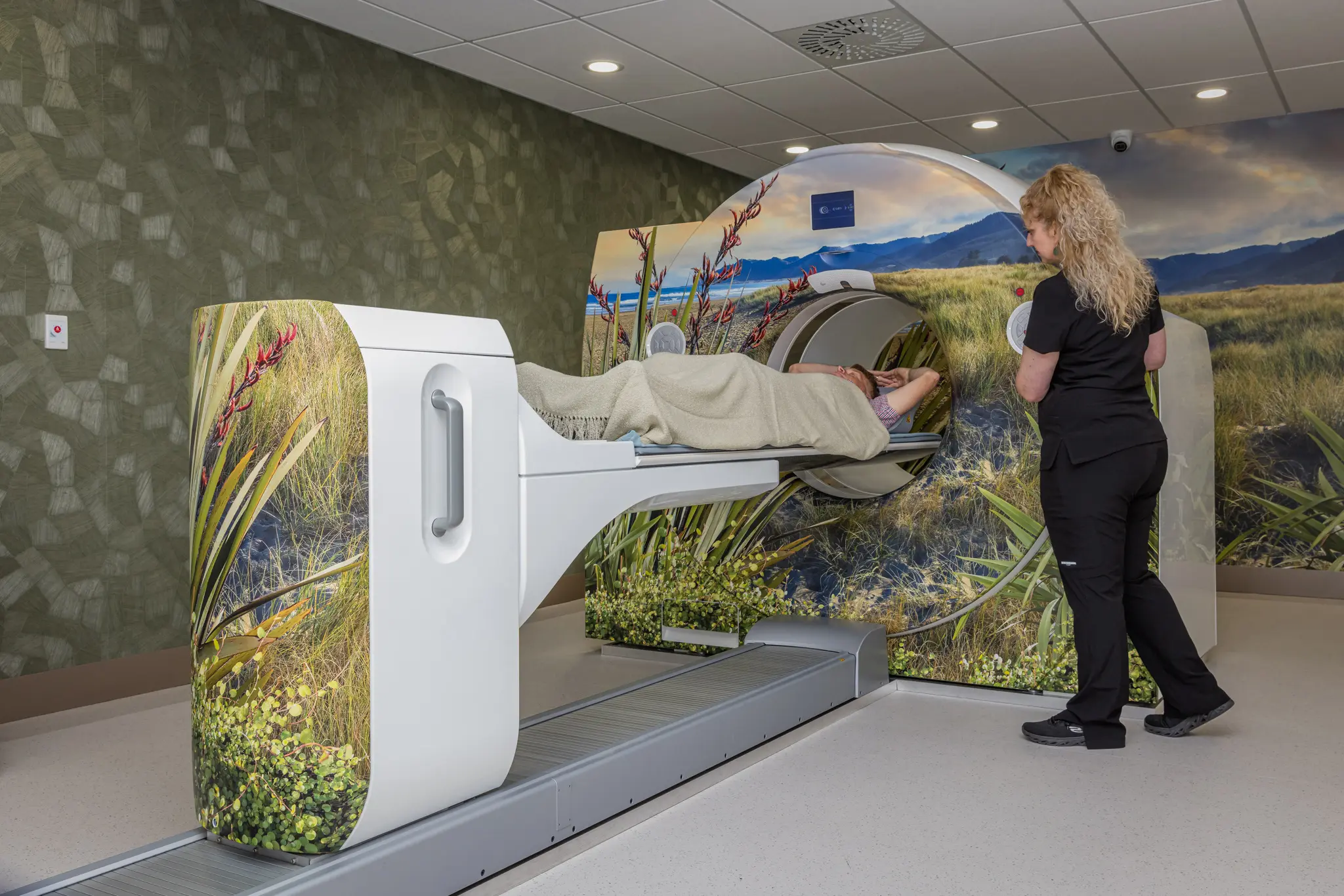 CP21893 WebRes flipped